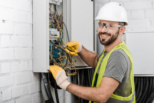 Best Licensed Electrician  in Cross Plains, TN